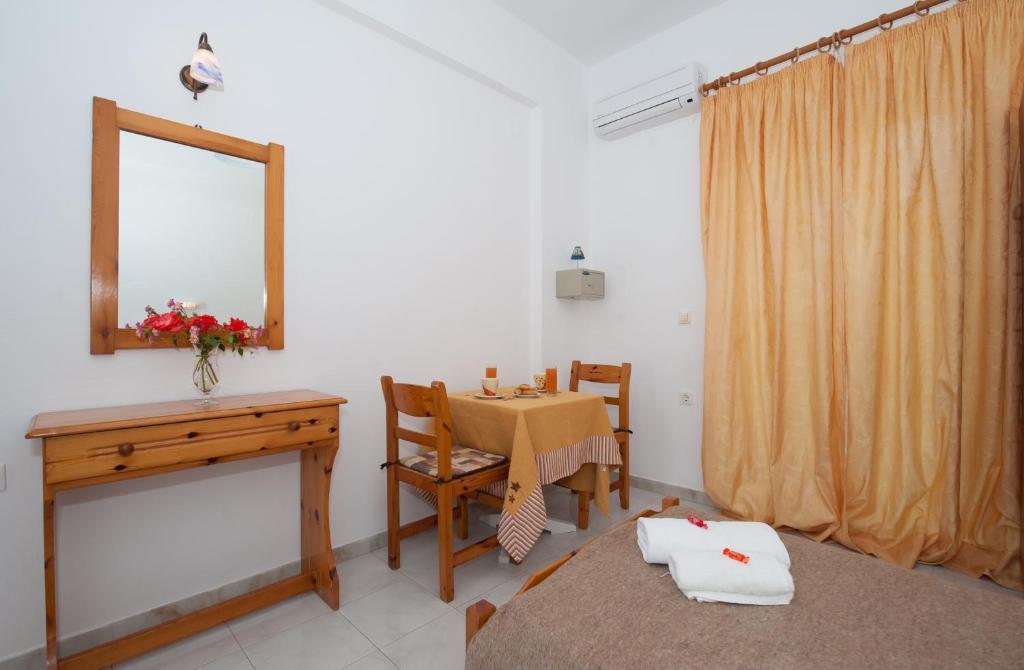 Valianos Studios Аликанас Номер фото